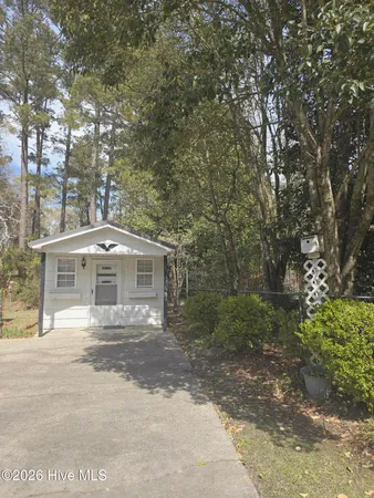 $249,900 | 214 East Bladen Street, Bladenboro, NC 28320