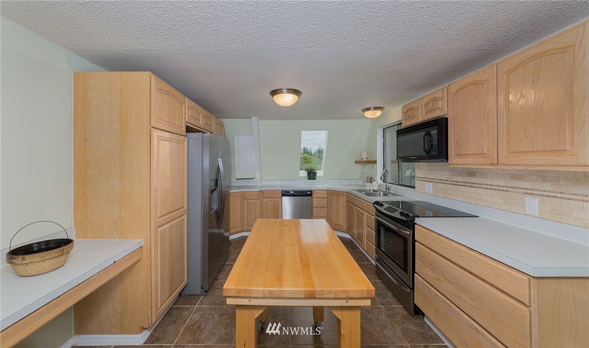 26715 Old Owen Road Monroe, WA 98272 - Photo 12 of 24 Gallery Image 12