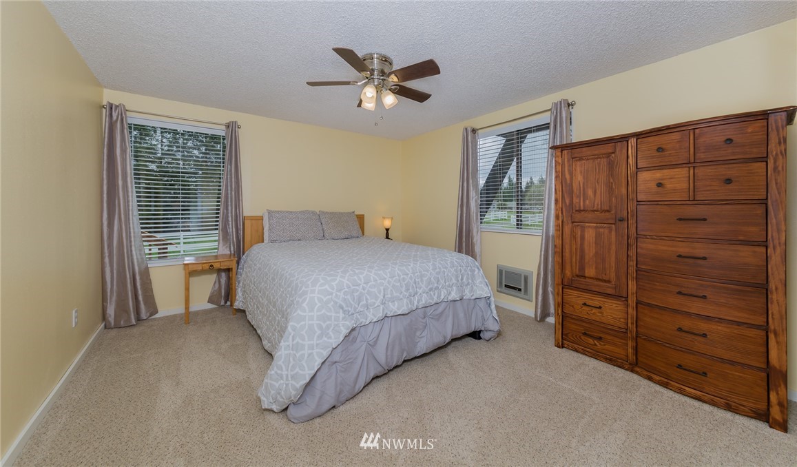 26715 Old Owen Road Monroe, WA 98272 - Photo 13 of 24 Gallery Image 13