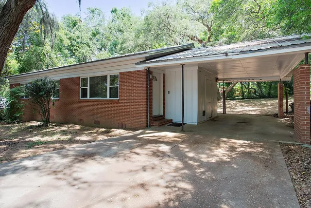 $184,900 | 1318 West Tharpe Street, Tallahassee, FL 32303