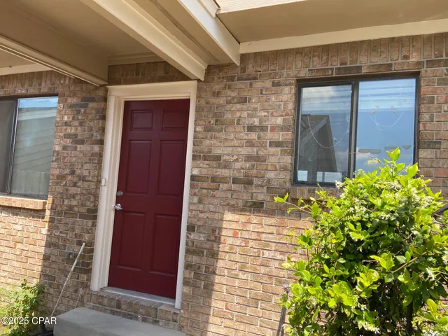 $1,700 | 115 Marin Drive, Panama City, FL 32405