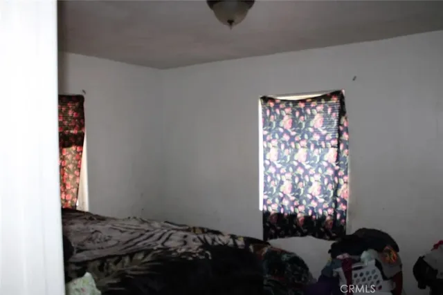 $219,900 | 241 Hull Avenue, Madera, CA 93638