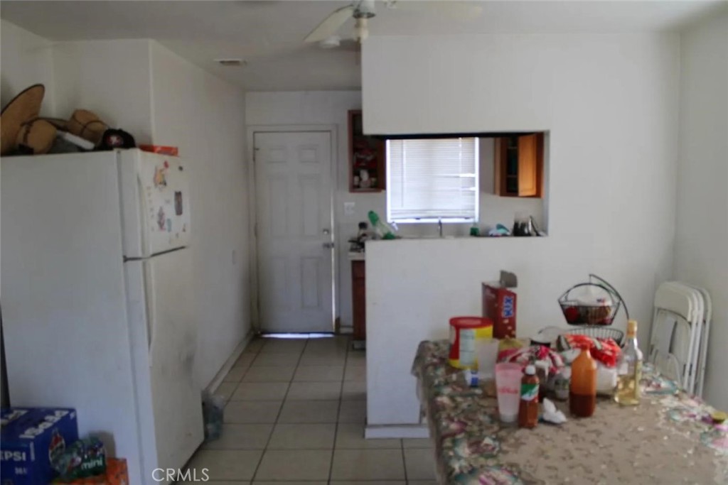 241 Hull Avenue Madera, CA 93638 - Photo 6 of 21