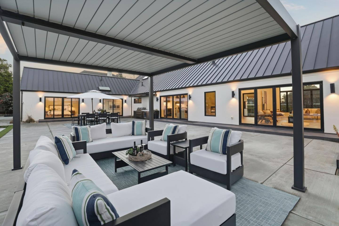 588 Craig Road Hillsborough, CA 94010 - Photo 7 of 43