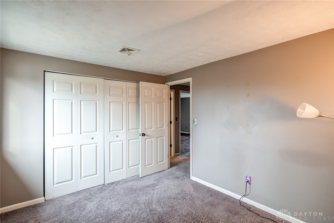 6524 Highbury Road Huber Heights, OH 45424 - Photo 28 of 32