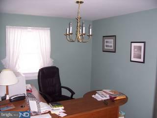 3147 Belgreen Road Philadelphia, PA 19154 - Photo 4 of 6