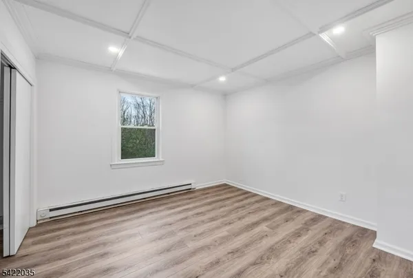 $3,000 | 82 Boonton Avenue, Kinnelon, NJ 07405