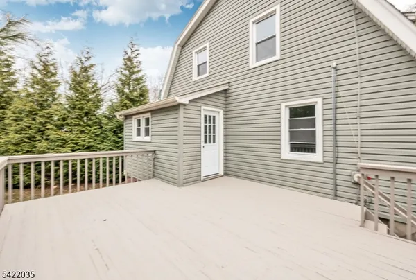 $3,000 | 82 Boonton Avenue, Kinnelon, NJ 07405