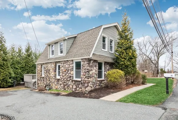$3,000 | 82 Boonton Avenue, Kinnelon, NJ 07405