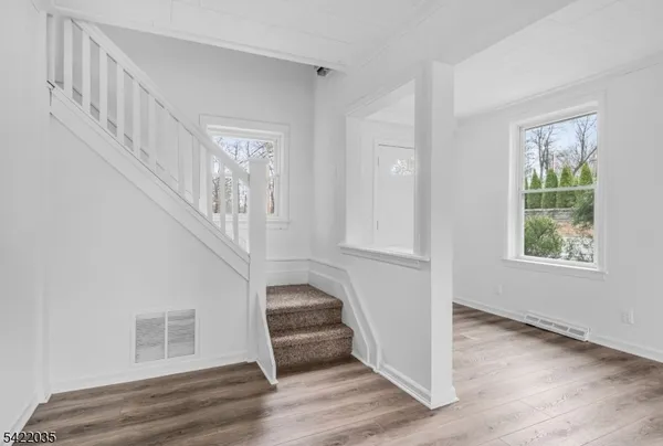 $3,000 | 82 Boonton Avenue, Kinnelon, NJ 07405