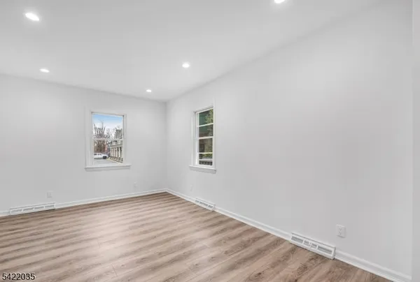 $3,000 | 82 Boonton Avenue, Kinnelon, NJ 07405