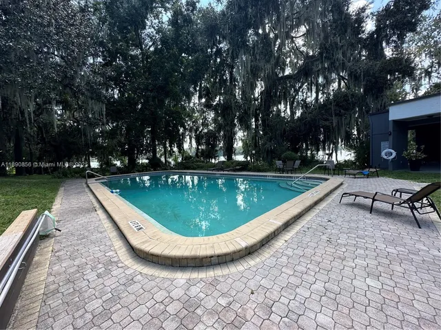 $1,500 | 2816 Southwest 14th Drive, Unit 2816, Gainesville, FL 32608