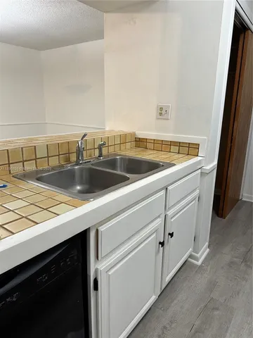 $1,500 | 2816 Southwest 14th Drive, Unit 2816, Gainesville, FL 32608