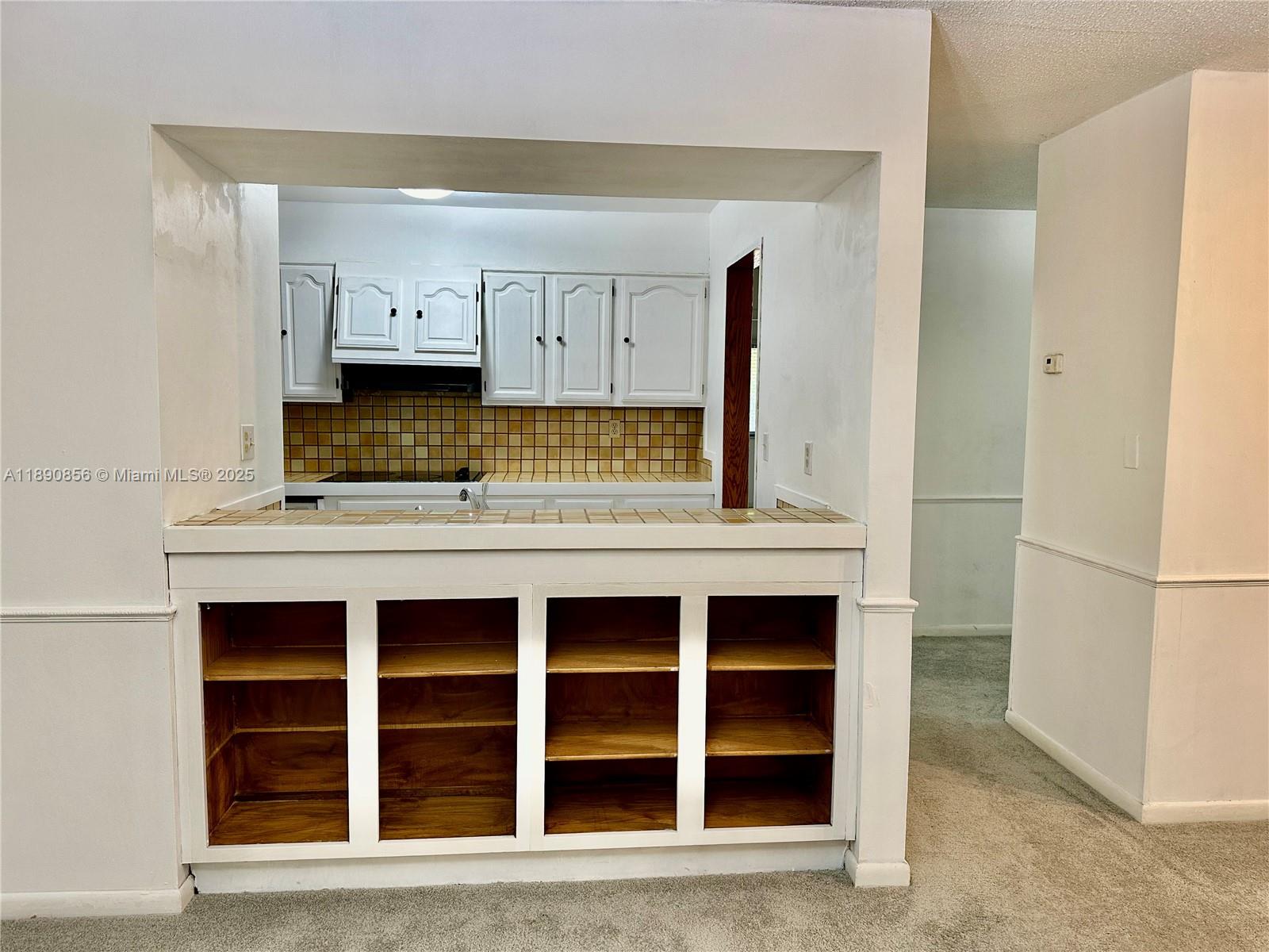 2816 Southwest 14th Drive, Unit 2816 Gainesville, FL 32608 - Photo 4 of 11