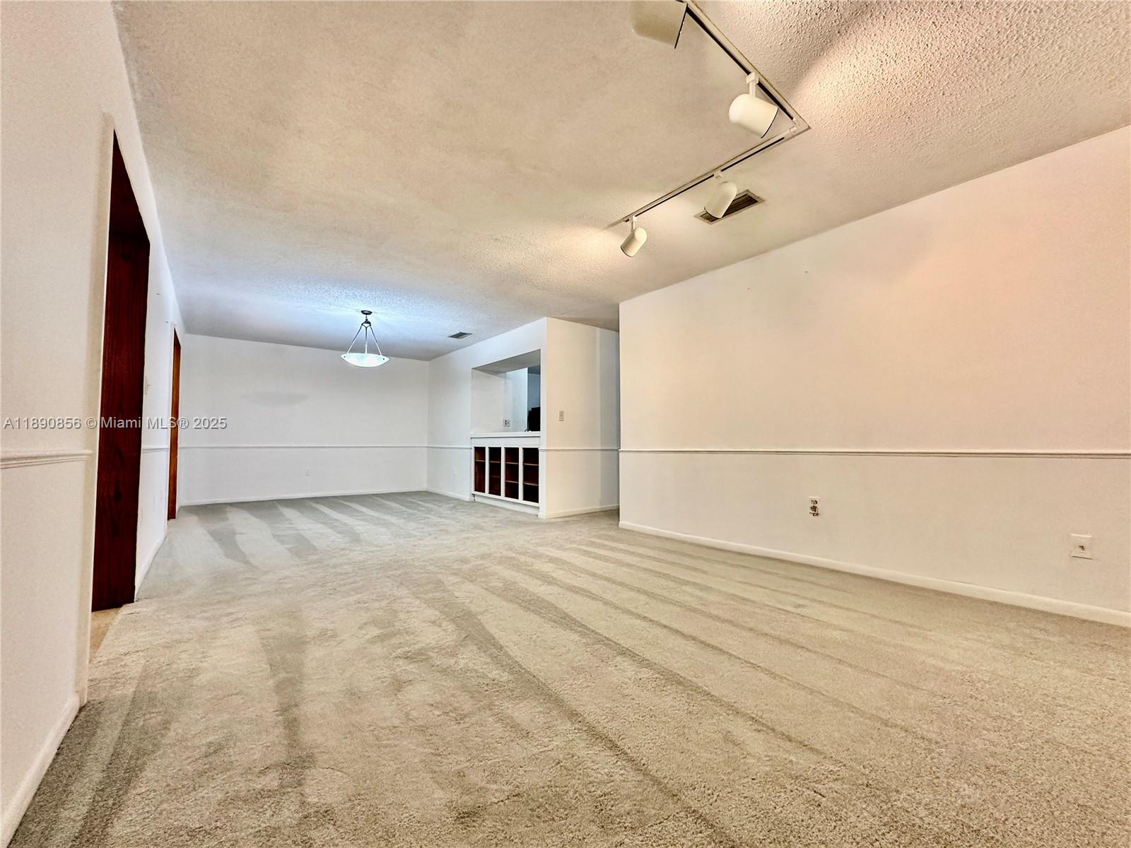 2816 Southwest 14th Drive, Unit 2816 Gainesville, FL 32608 - Photo 8 of 11