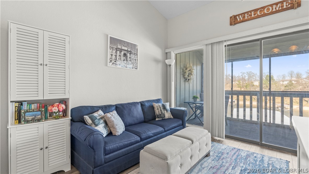 5655 Nichols Road, Unit B406 Osage Beach, MO 65065 - Photo 3 of 36