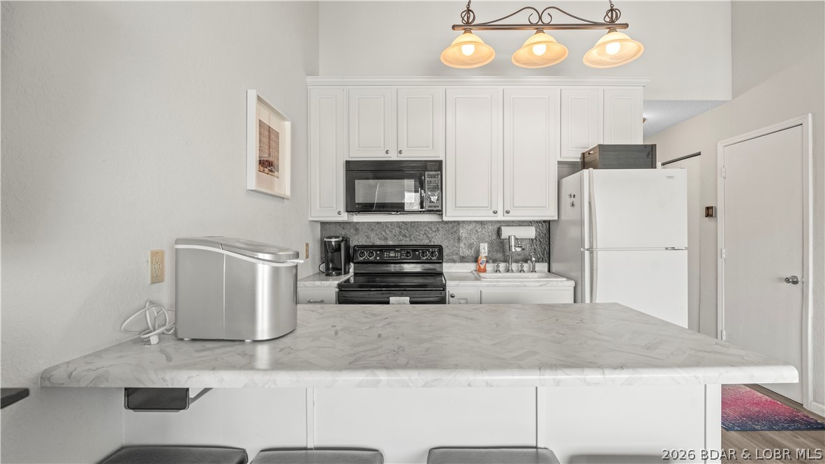 5655 Nichols Road, Unit B406 Osage Beach, MO 65065 - Photo 7 of 36