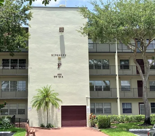 $1,850 | 800 Southwest 131st Avenue, Unit 210F, Pembroke Pines, FL 33027