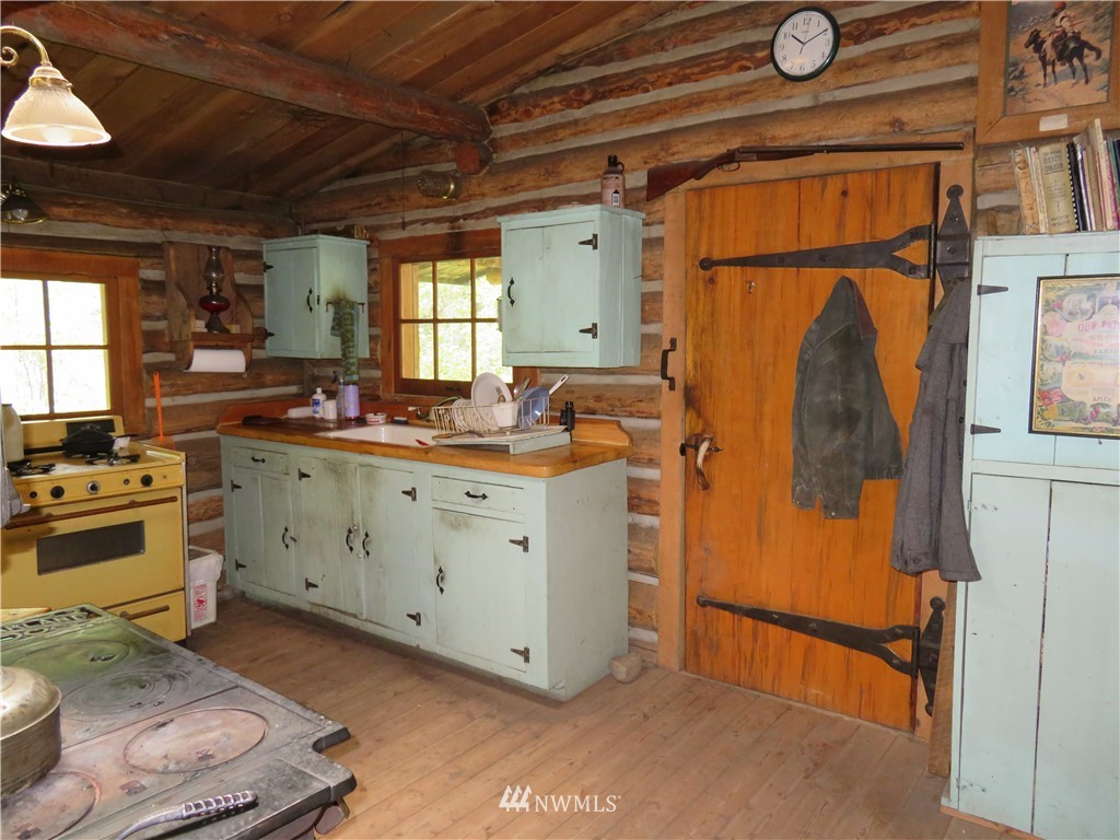 0 Lot 9 Earl Road Curlew, WA 99118 - Photo 3 of 19 Gallery Image 3