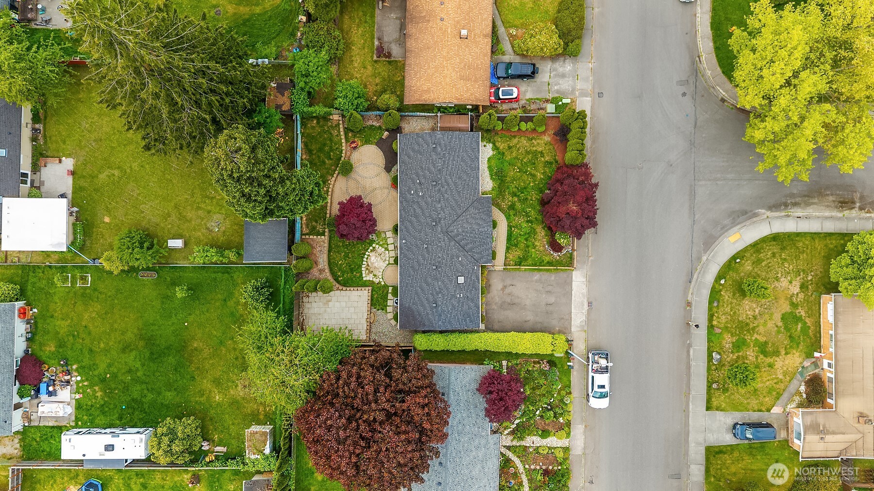 6208 Sycamore Place Everett, WA 98203 - Photo 5 of 30