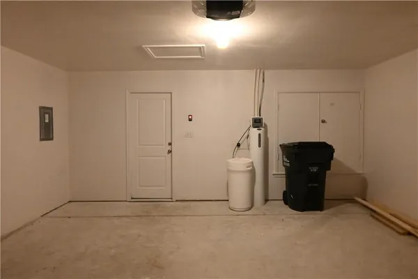 $2,395 | 124 Gray Wolf Drive, San Marcos, TX 78666