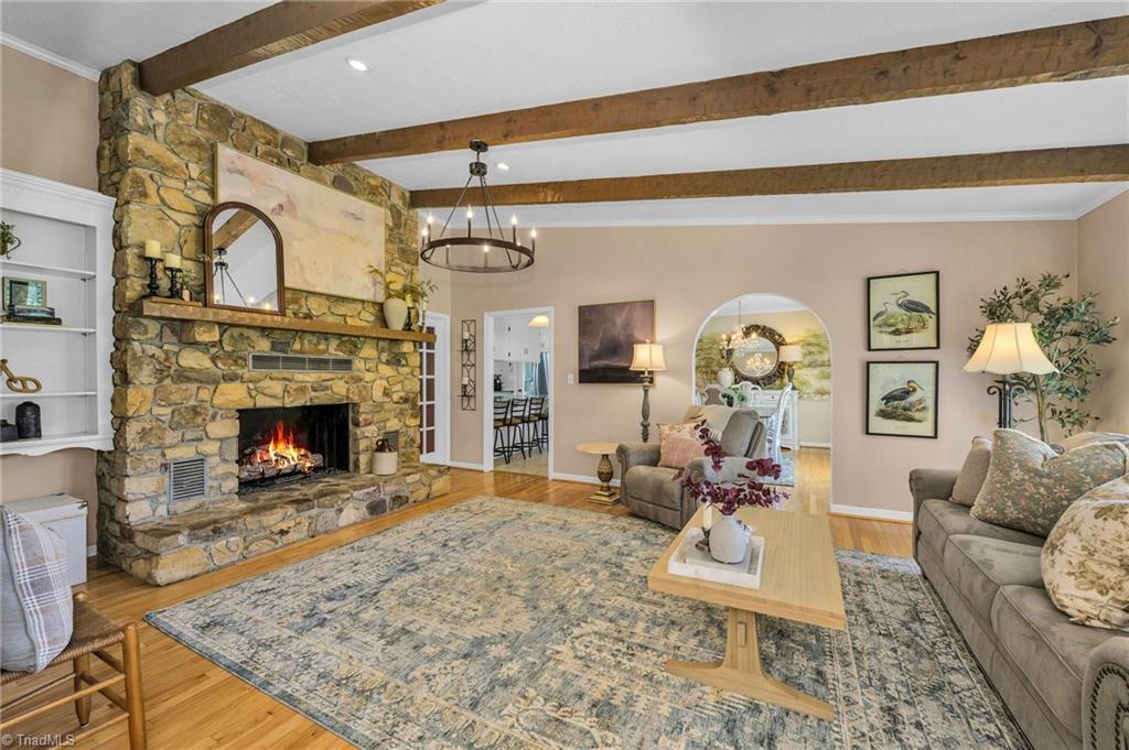 2231 Arbor Grove Church Road Purlear, NC 28665 - Photo 8 of 50 Living Room