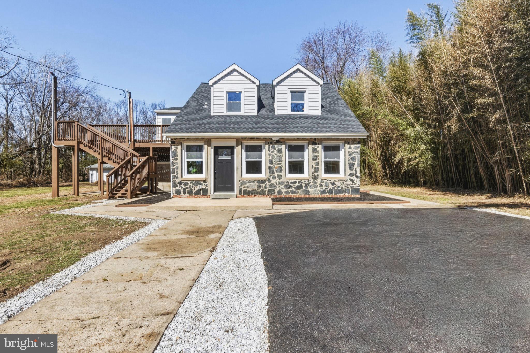 3236 George Street Baltimore, MD 21220 - Photo 3 of 32