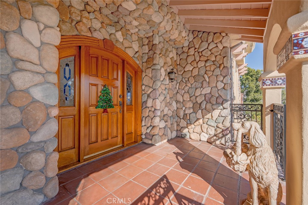 2240 Foothill Boulevard Santa Ana, CA 92705 - Photo 12 of 31 a balcony view with a outdoor space