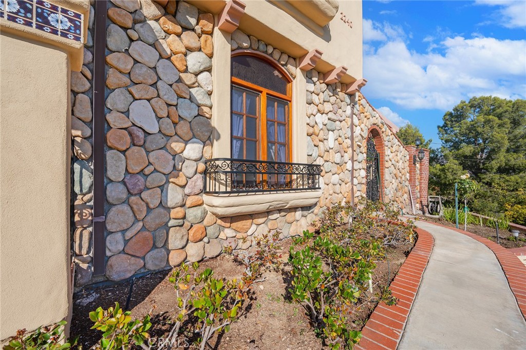 2240 Foothill Boulevard Santa Ana, CA 92705 - Photo 9 of 31 a front view of a house