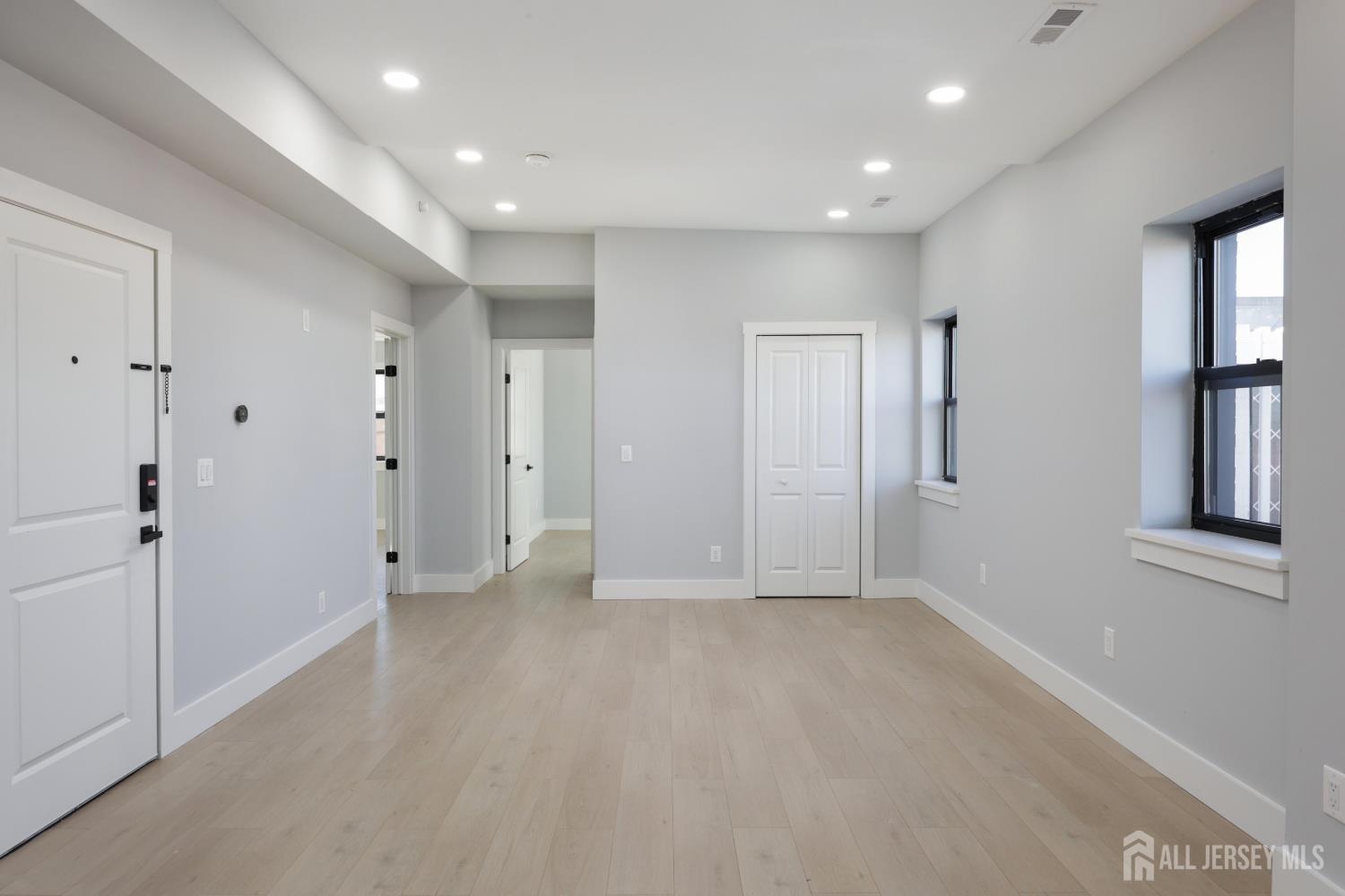 365 George Street, Unit 5 New Brunswick, NJ 08901 - Photo 10 of 24