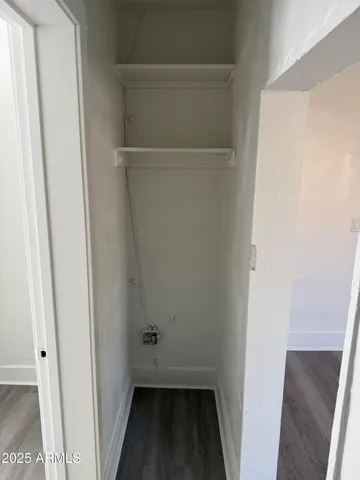 a view of utility room