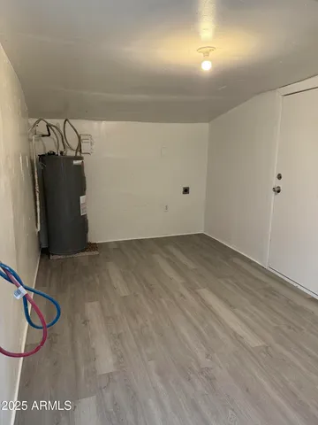 $1,900 | 2536 West Morten Avenue, Phoenix, AZ 85051