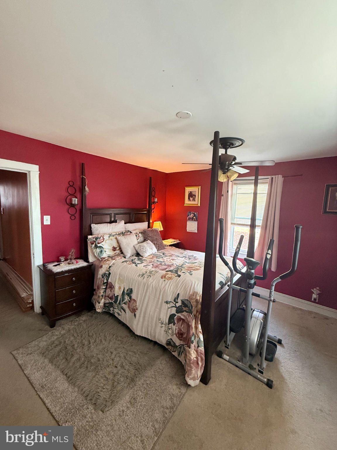 4027 Vernon Road Drexel Hill, PA 19026 - Photo 11 of 19 Cozy retreat with vibrant accents.