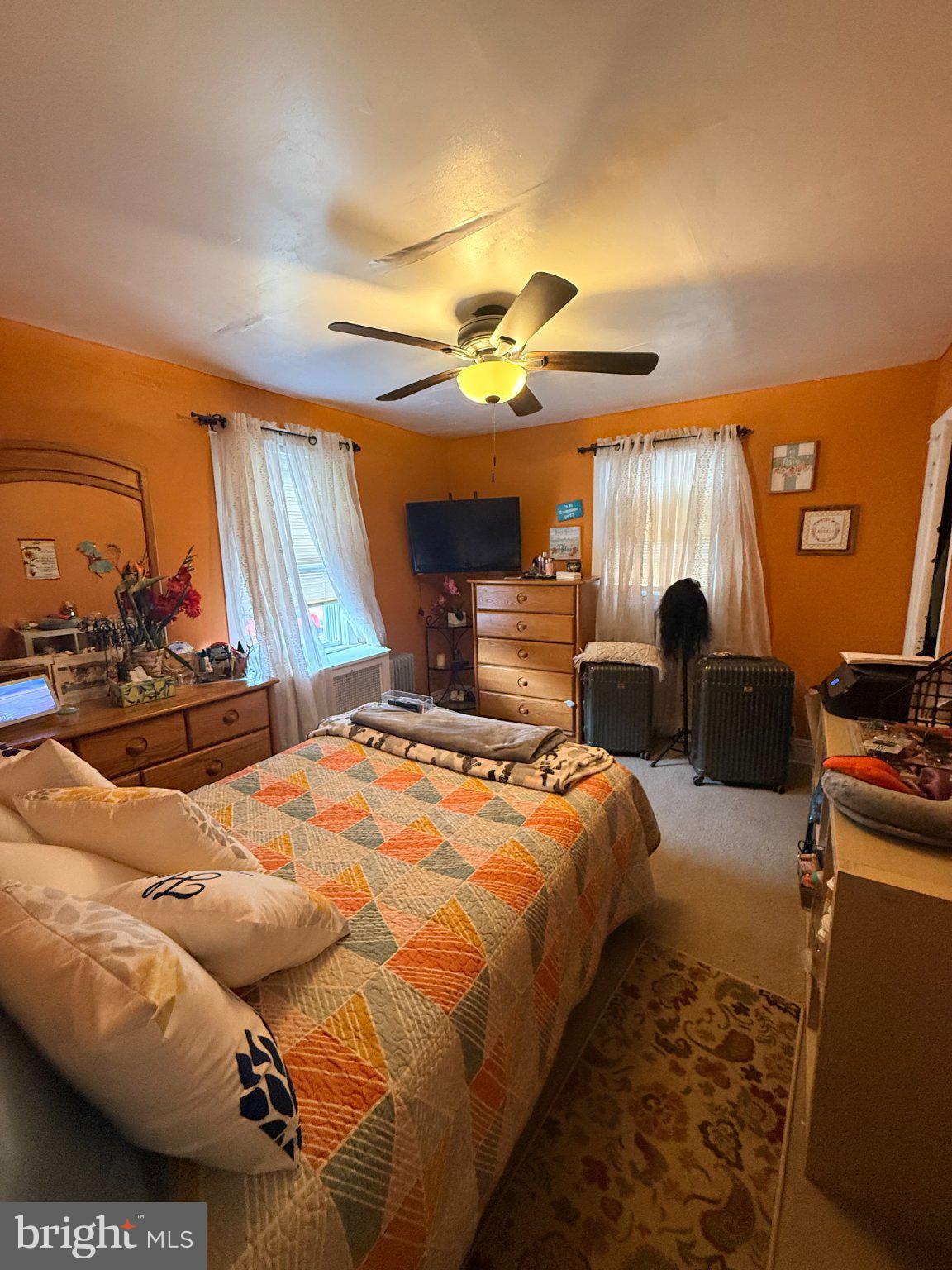 4027 Vernon Road Drexel Hill, PA 19026 - Photo 12 of 19 Cozy retreat with warm hues.