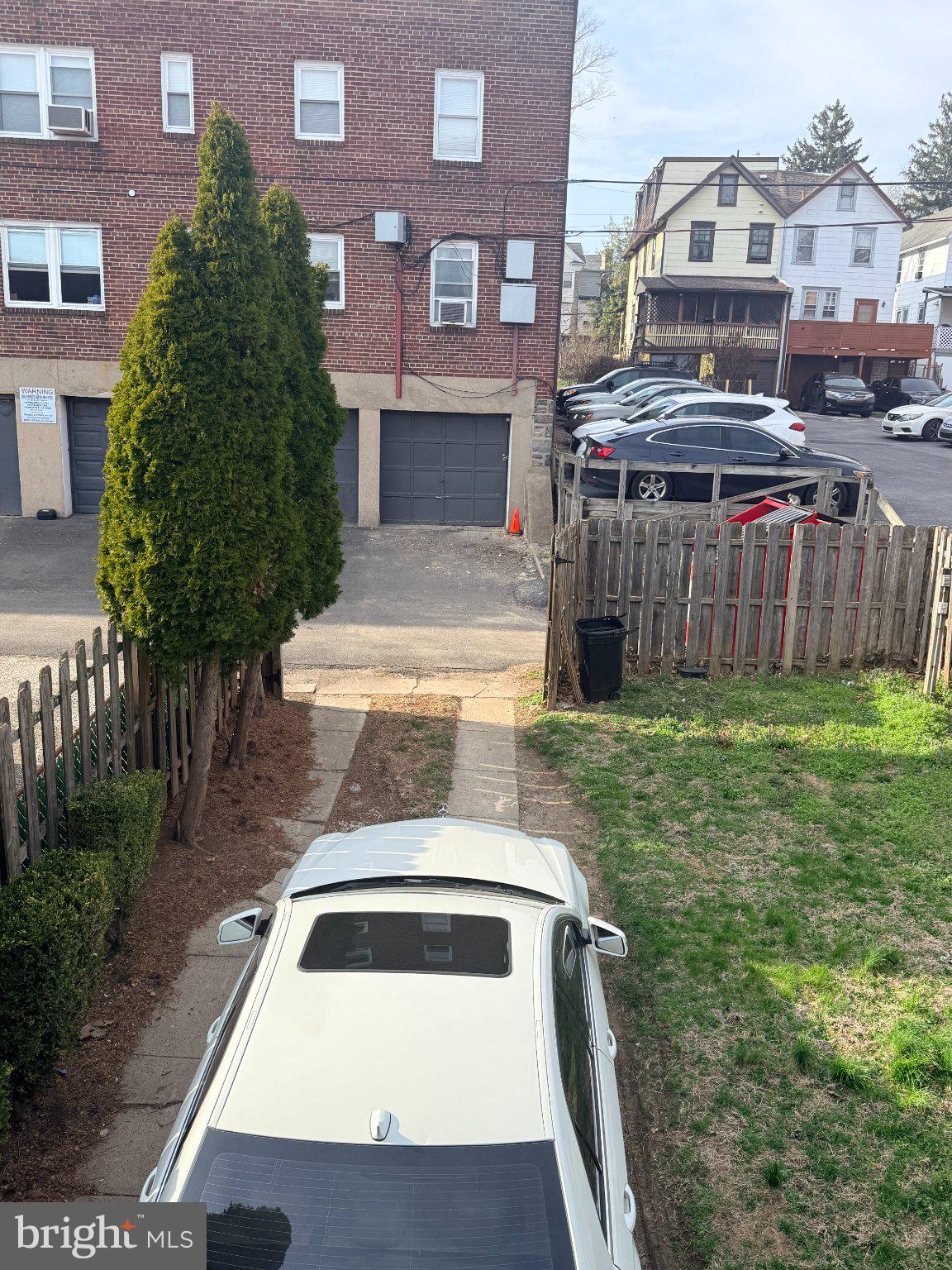 4027 Vernon Road Drexel Hill, PA 19026 - Photo 19 of 19 Charming urban driveway view.