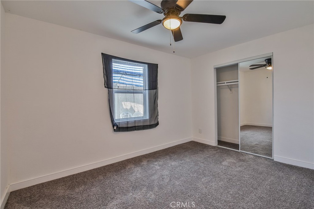 15414 South Lime Avenue Compton, CA 90221 - Photo 11 of 38