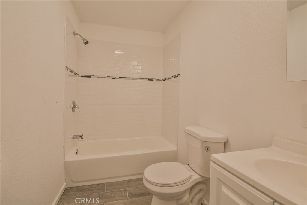 15414 South Lime Avenue Compton, CA 90221 - Photo 14 of 38