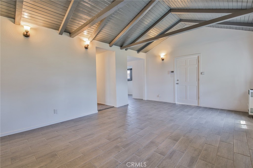 15414 South Lime Avenue Compton, CA 90221 - Photo 7 of 38