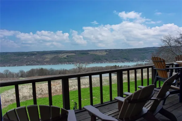 $690,000 | 9040 County Route 76, Hammondsport, NY 14840