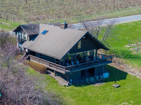 $690,000 | 9040 County Route 76, Hammondsport, NY 14840