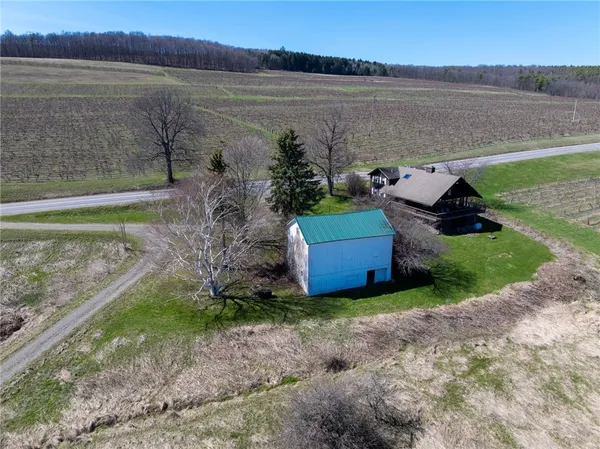 $690,000 | 9040 County Route 76, Hammondsport, NY 14840