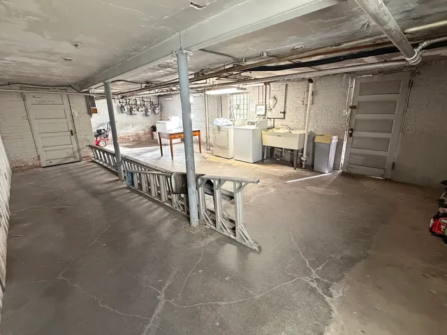 $1,500,000 | 2454 North Nordica Avenue, Chicago, IL 60707