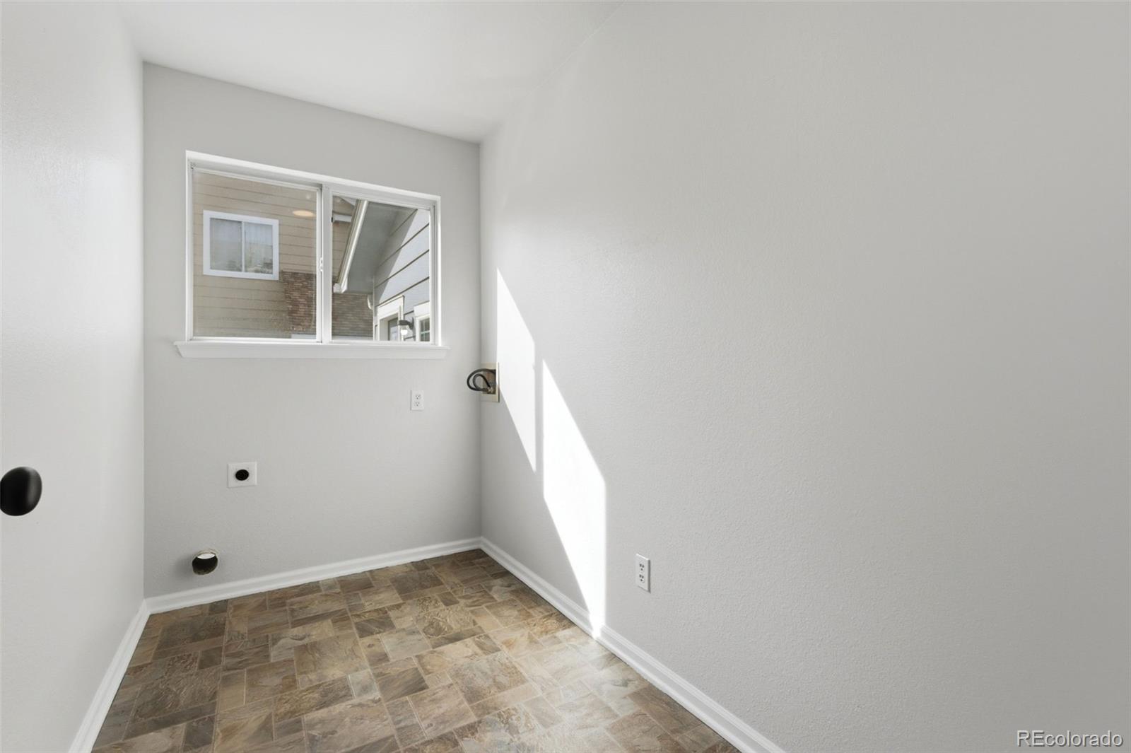 2164 South Waco Street Aurora, CO 80013 - Photo 29 of 50
