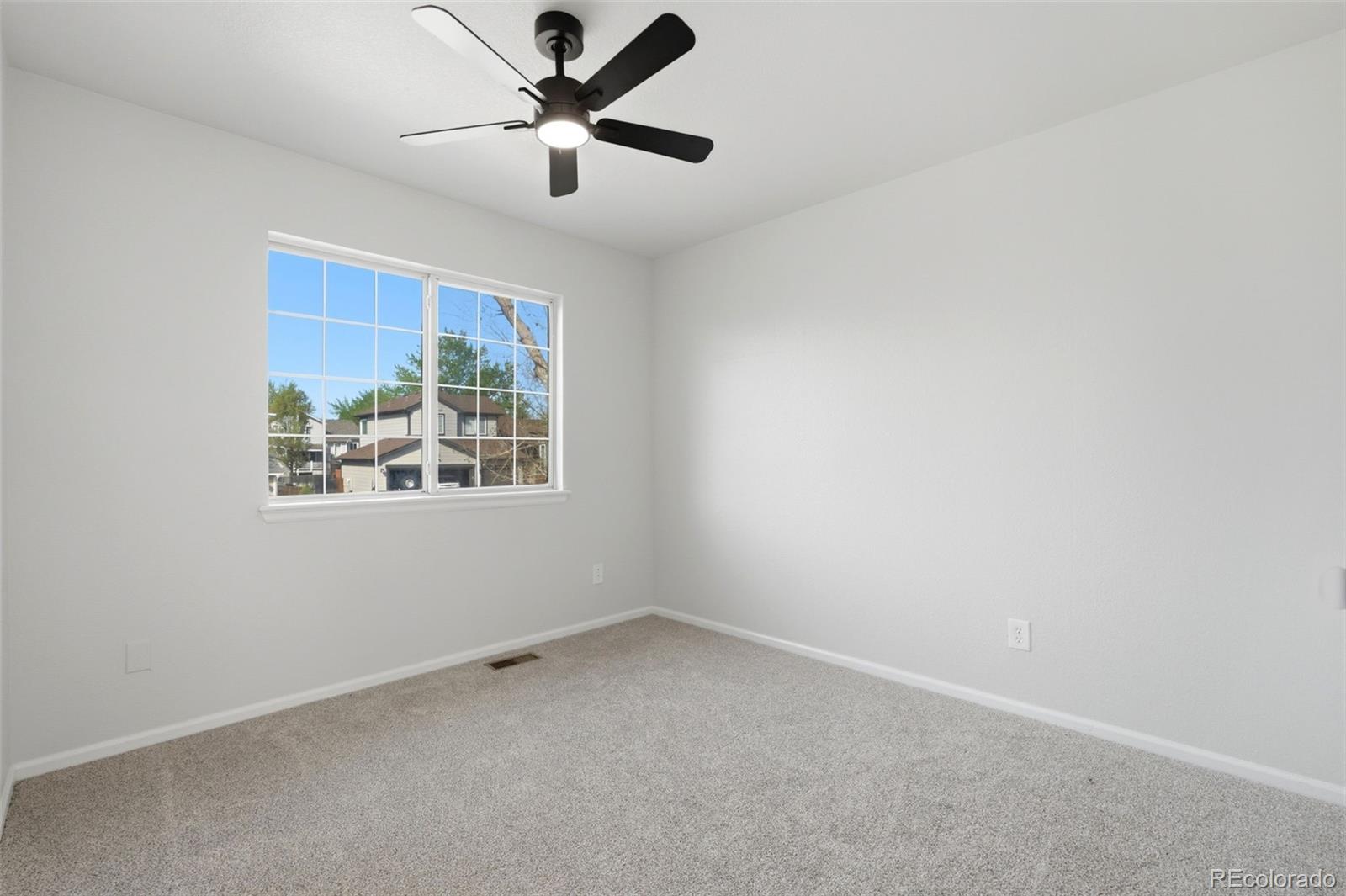 2164 South Waco Street Aurora, CO 80013 - Photo 40 of 50