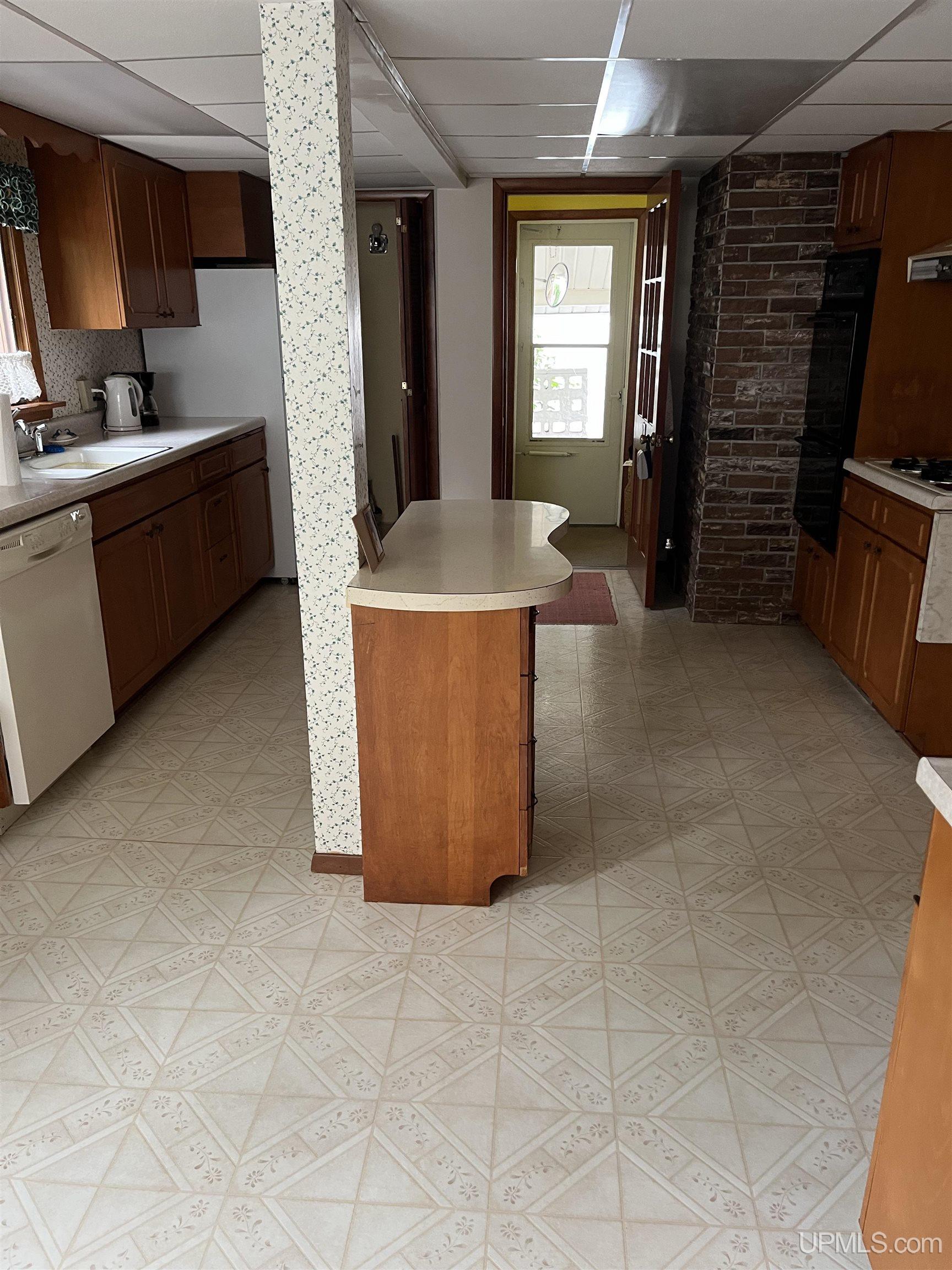 208 West High Street Ishpeming, MI 49849 - Photo 15 of 58 Gallery Image 15