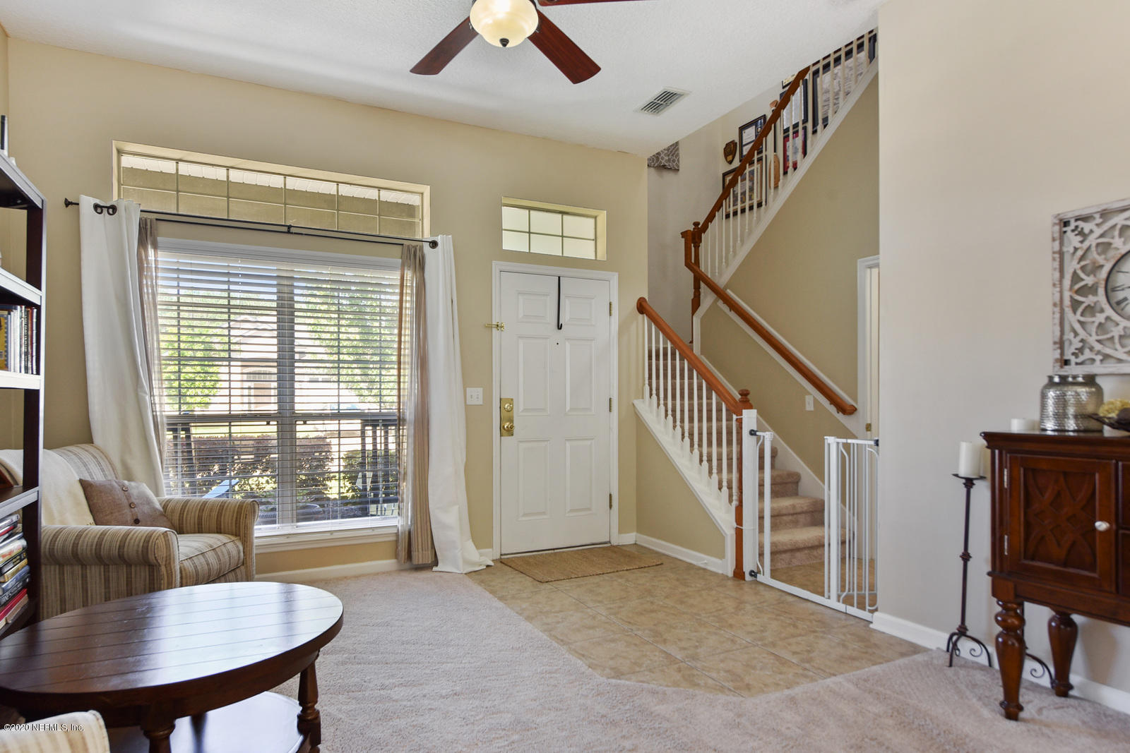 553 Roserush Lane Jacksonville, FL 32225 - Photo 5 of 30 005_1600x1067_mls_1600x1067