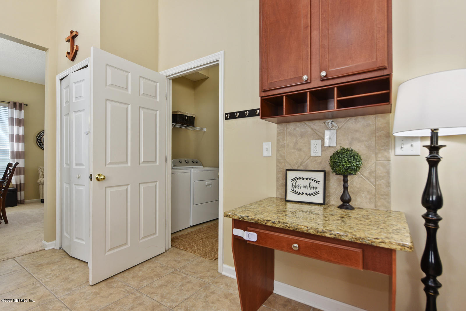 553 Roserush Lane Jacksonville, FL 32225 - Photo 10 of 30 010_1600x1067_mls_1600x1067