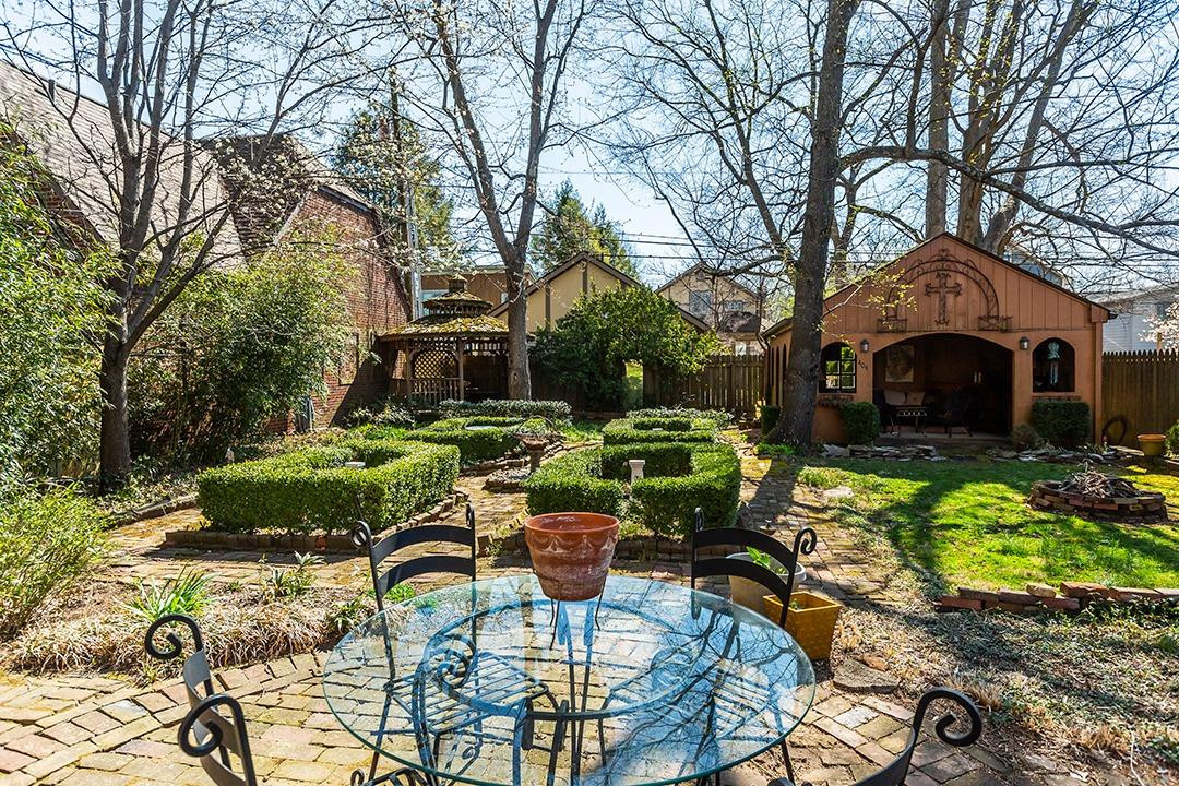 404 Ridgeway Road Lexington, KY 40502 - Photo 46 of 52 Listing Photo