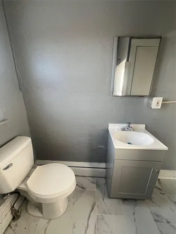 $1,500 | 44 John Street, Unit 3, Middletown, NY 10940