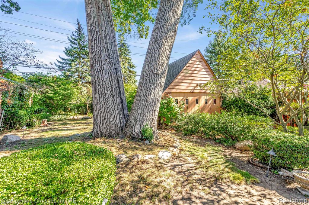 20150 Lichfield Road Detroit, MI 48221 - Photo 42 of 51